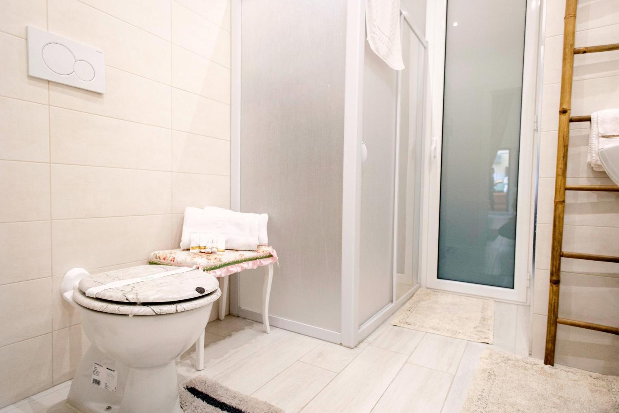 Flower'S House 24 - Central Apartment - มอลเฟตตา ภายนอก รูปภาพ